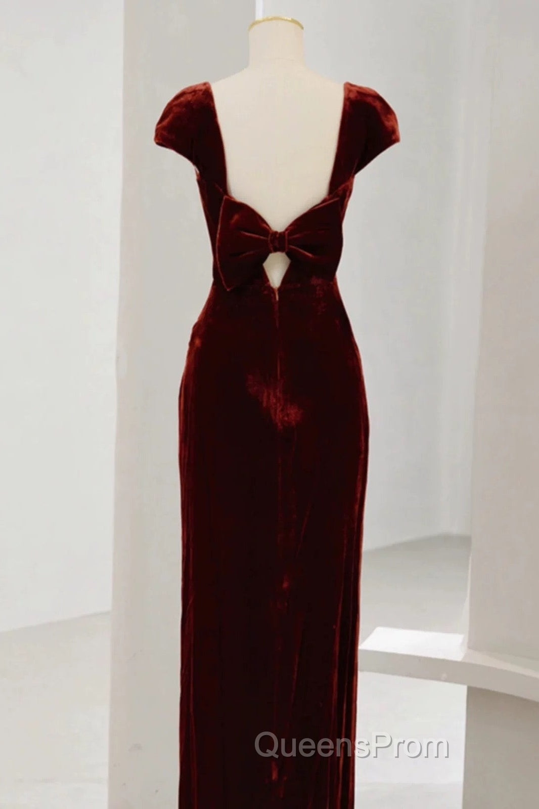 Pretty Mermaid Burgundy Velvet Slit Evening Dress Evening Prom Dress Secondary image