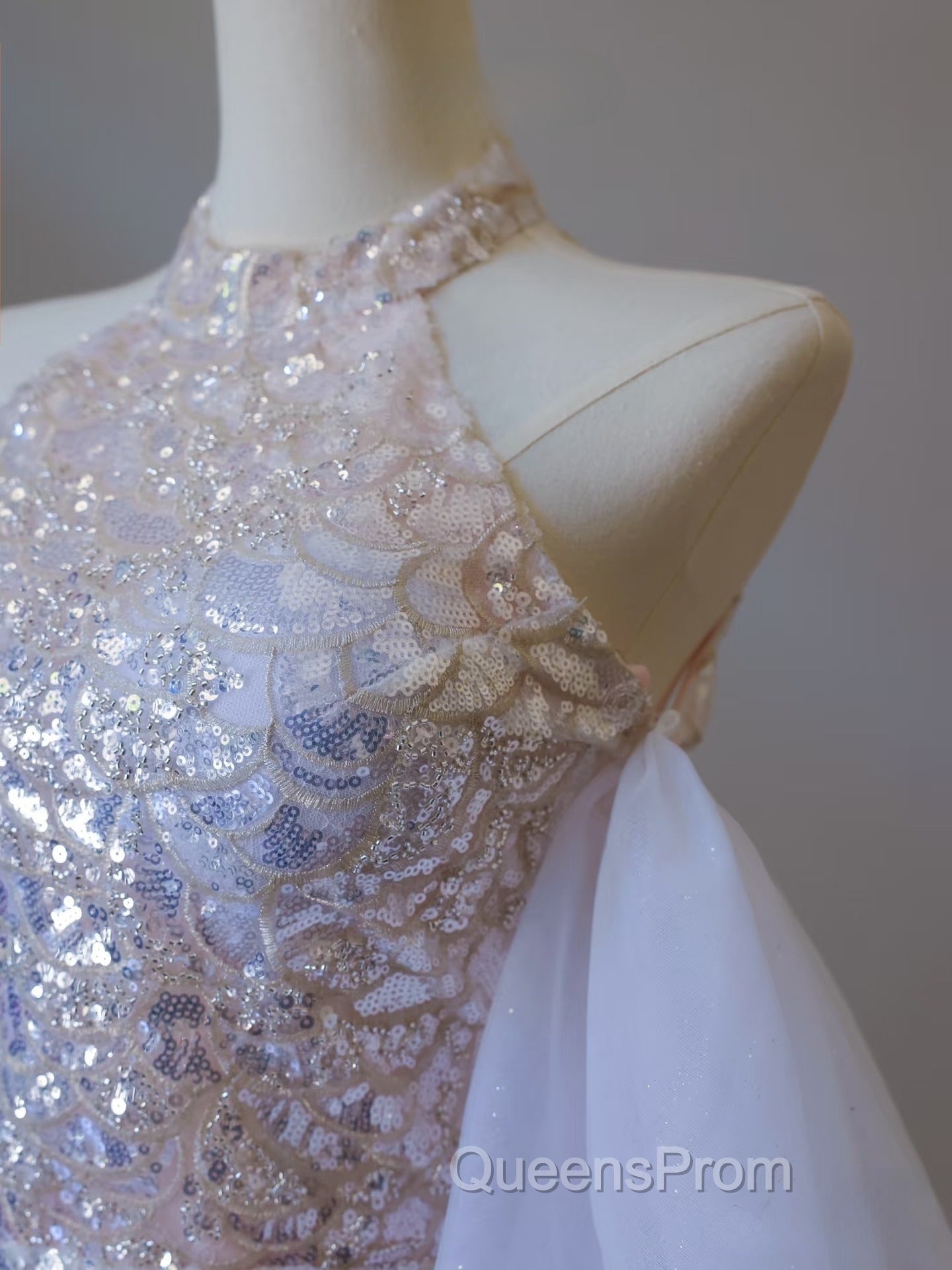 Pretty Mermaid High Neckline Sequin Beads Long Evening Prom Dress Formal Evening Dress