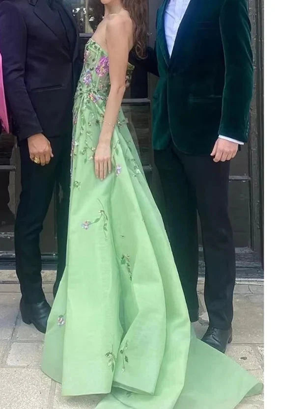 Pretty Sheath Strapless Green Floor Length Classy Evening Dress Organza Classy Prom Dress With Embroidered