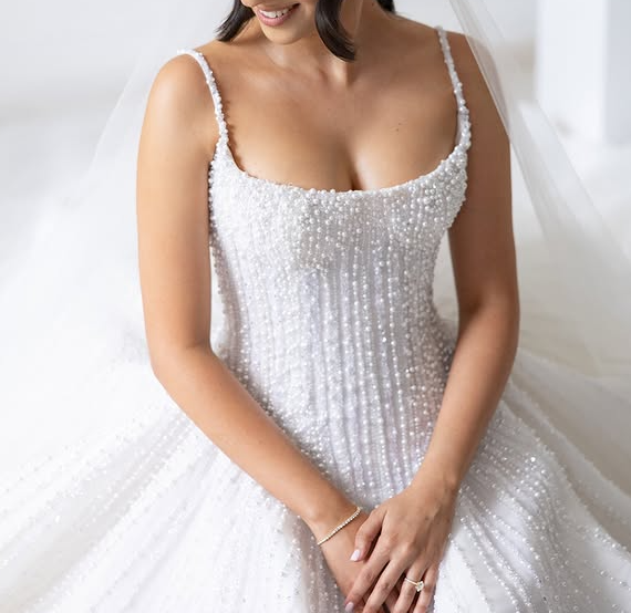 Pretty Wedding Dress Ball Gown Spaghetti Straps Sequin White Wedding Dresses Bridal Gowns