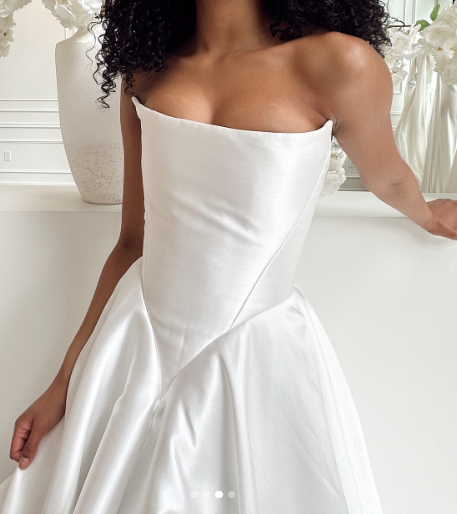 Pretty Wedding Dress Ball Gown Strapless White Satin Long Wedding Dresses Bridal Gowns