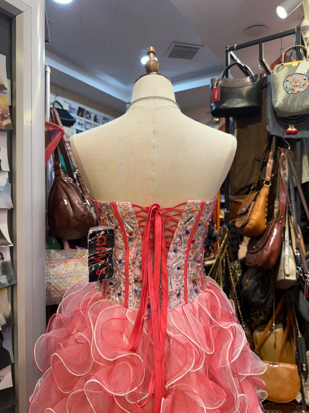 Princess Coral Pink Heart-Shaped Neckline Rhinestone-Embellished Short Classy Prom Dress