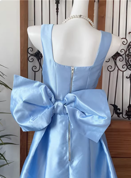 Princess Elegant Blue Square Neck Bow Satin Long Classy Prom Dress