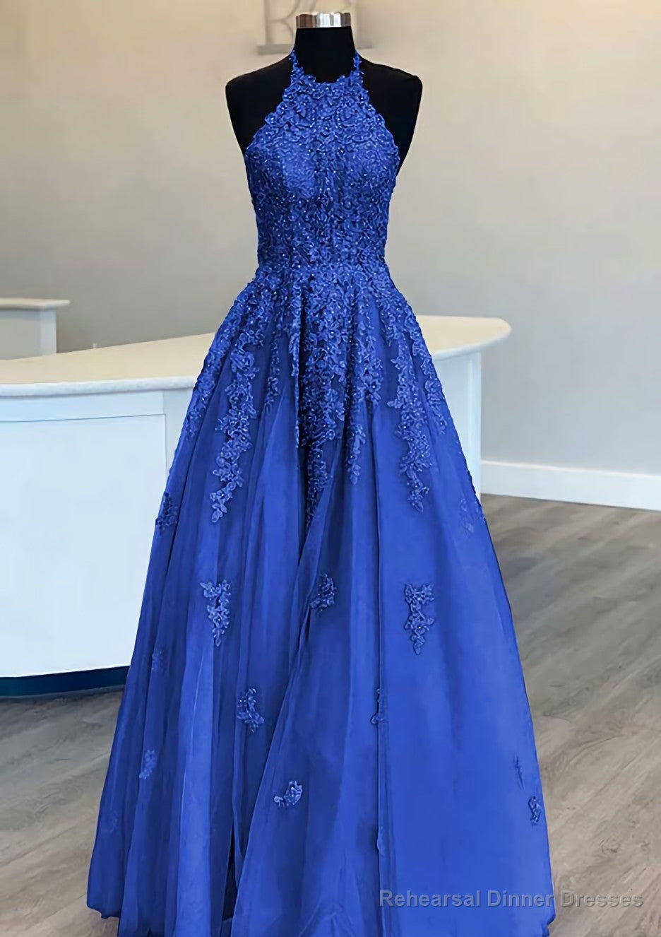 Princess Halter Long/Floor-Length Lace Tulle Prom Dresses With Appliqued Beading