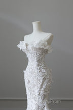 Princess Mermaid Strapless White Lace Long Wedding Dress Brides Dress