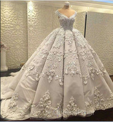 Gorgeous Sleeveless V Neck Lace Appliques Ball Gown Wedding Dress