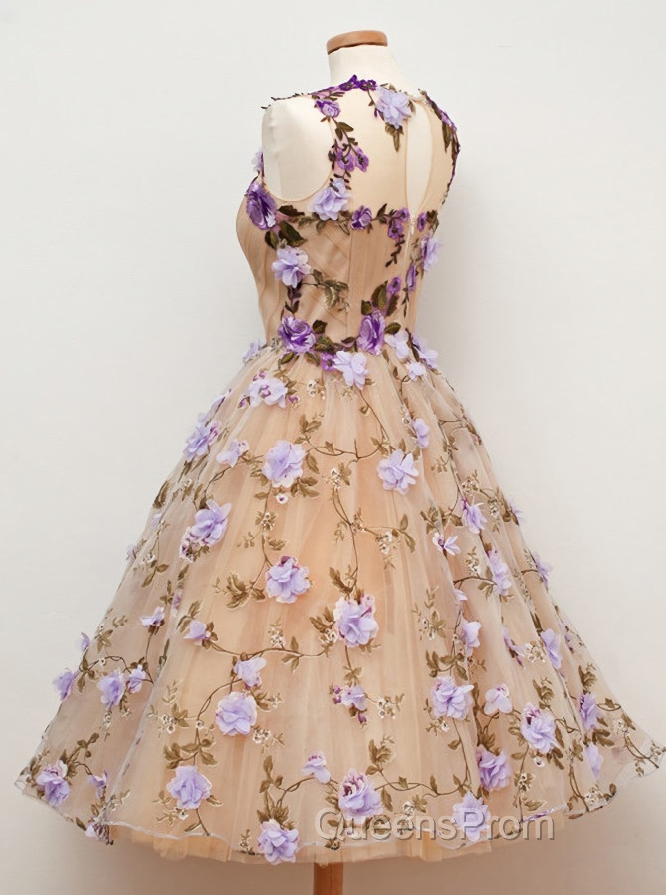A Line Jewel Tea Length Open Back Champagne Tulle With Appliques Flowers Short Homecoming Dress Secondary image
