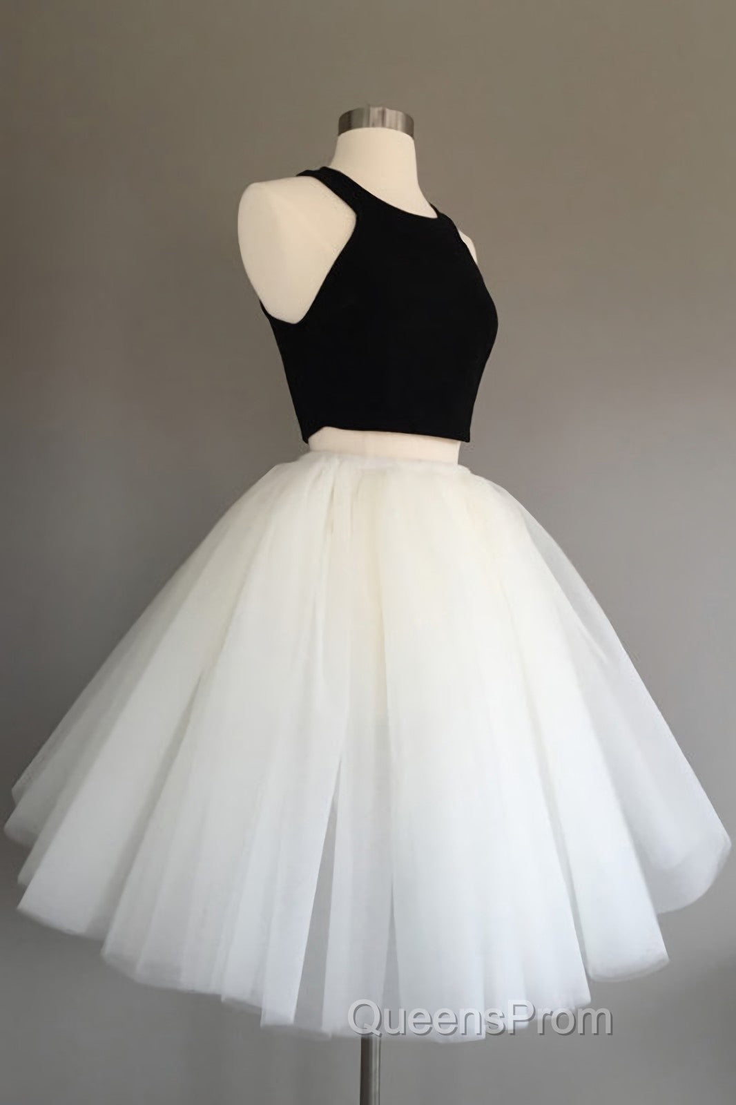 Two Piece Halter Knee Length Short Sleeveless Black Ivory Tulle Homecoming Dress Secondary image