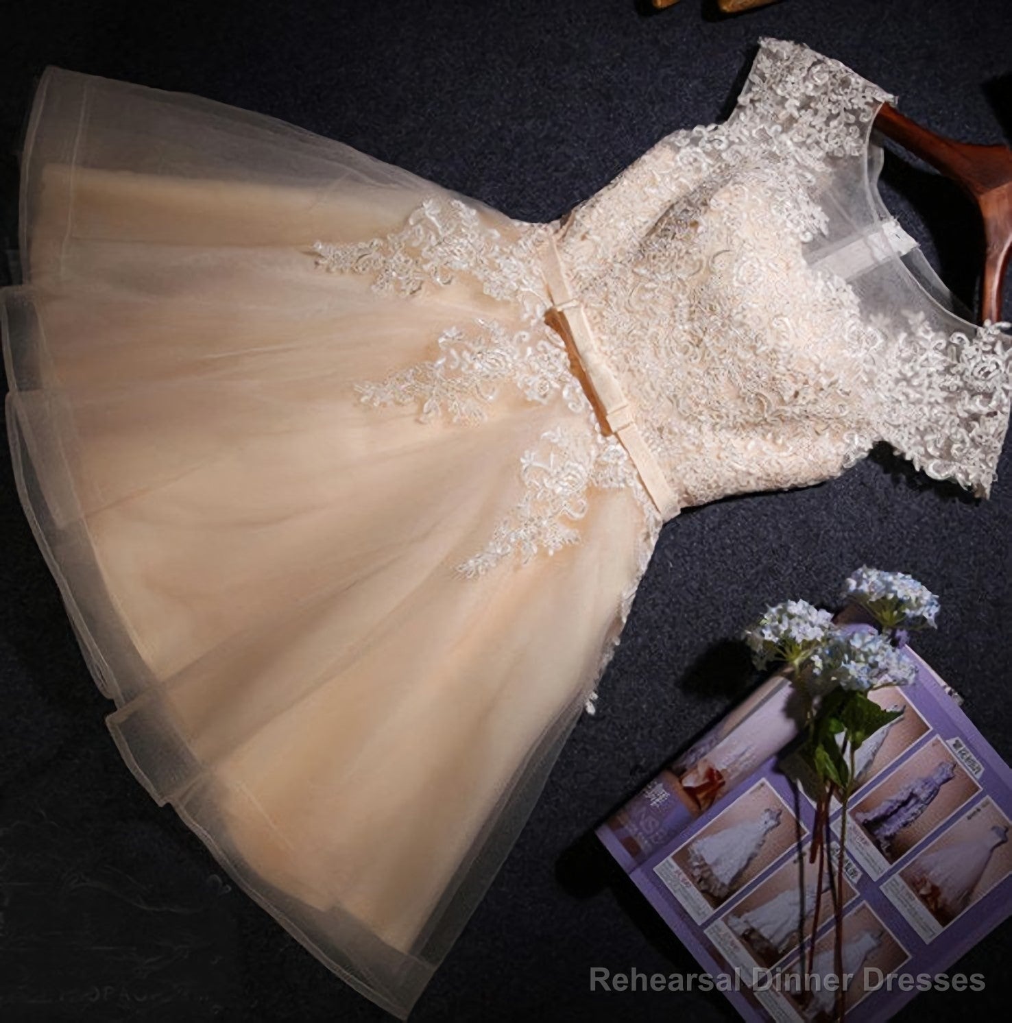 Champagne Cheap Lace Short s Cap Sleeve Prom Dresses Main image