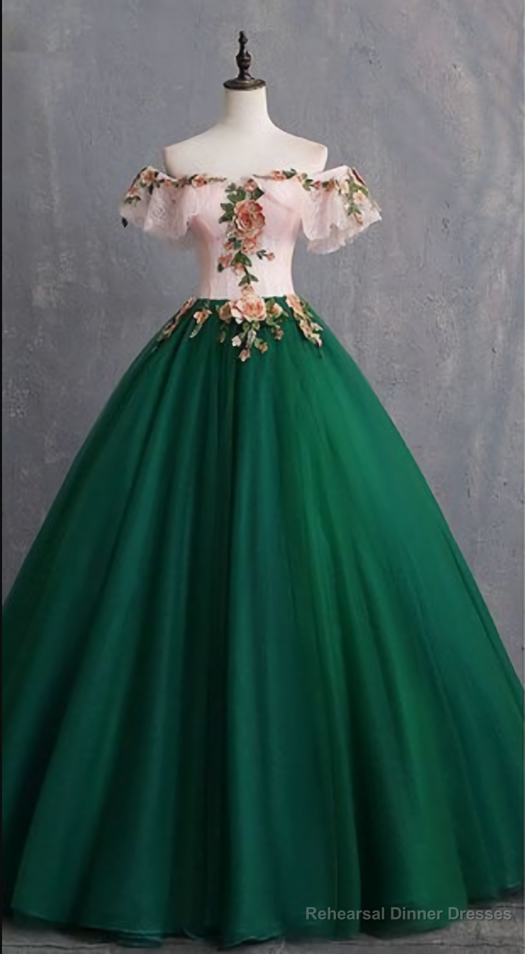 Vintage Dark Green Prom Dresses, Ball Gown Appliques Lace Off The Shoulder Short Sleeve Backless Floor Length Long Formal Dresses Main image