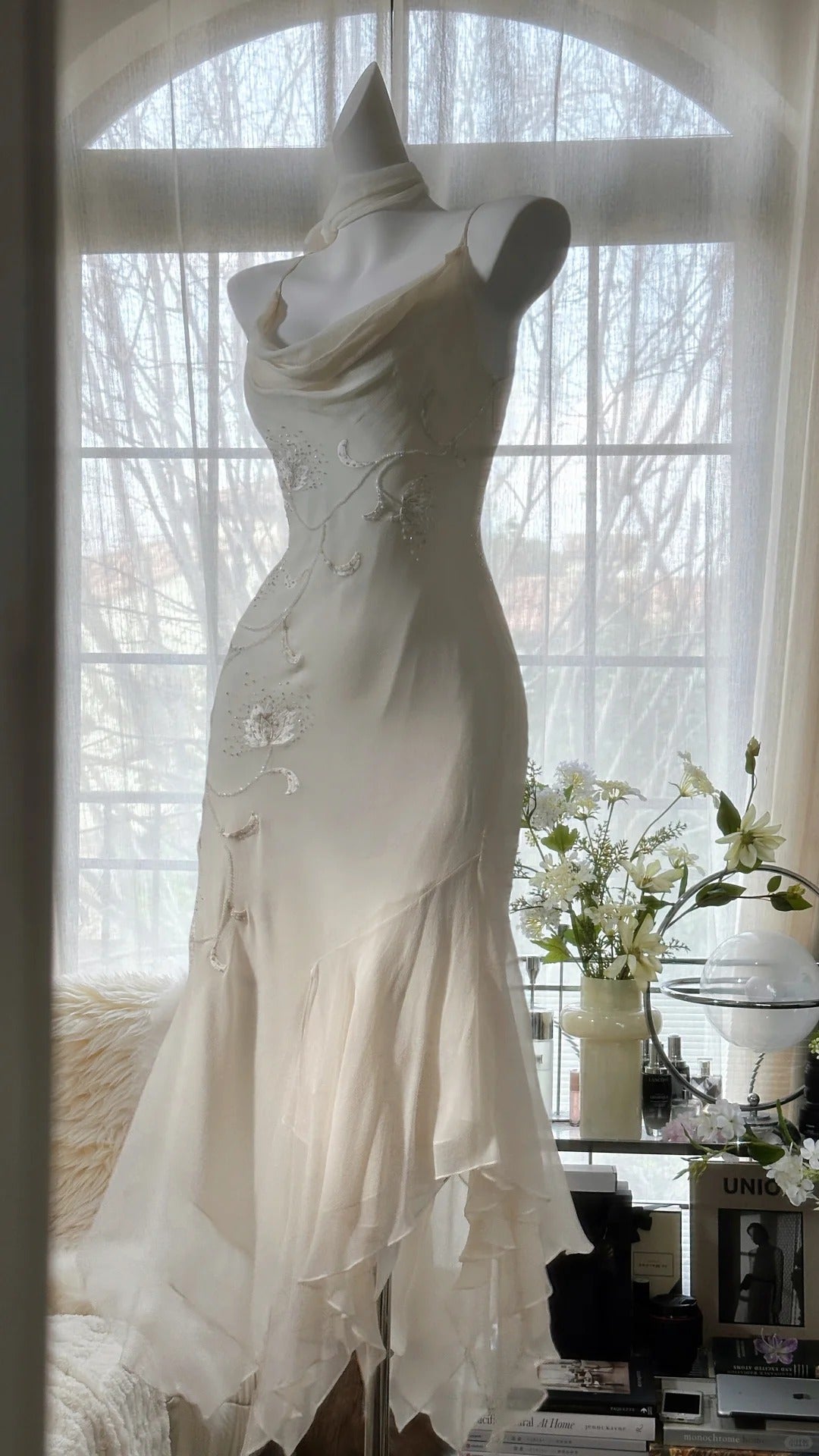 Pure And Elegant Chiffon Strap Beaded Mermaid Classy Prom Dress