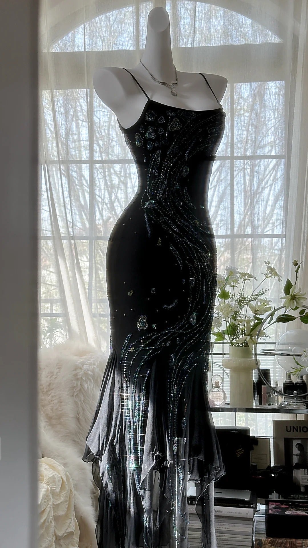 Retro Beautiful Shoulder Strap Beaded Chiffon Irregular Skirt Classy Prom Dress Secondary image