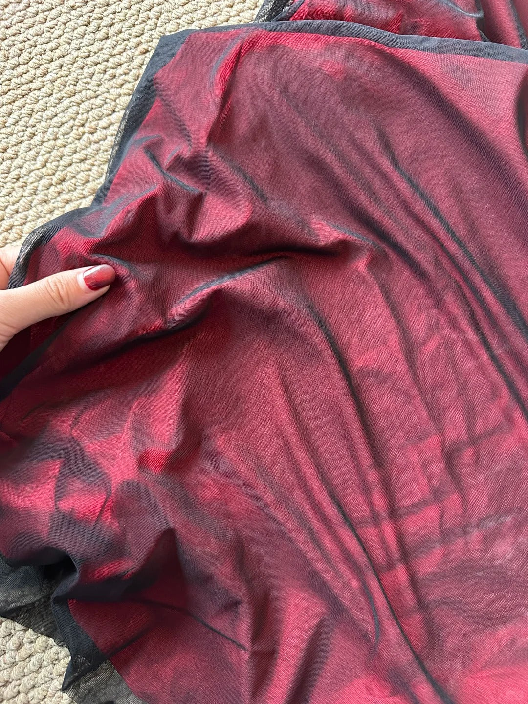 Retro Burgundy Slim-Fit Tube Top Ruffled Tulle Classy Prom Dress