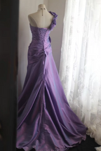 Retro Elegant Purple 3D Floral One-Shoulder Mermaid Satin Long Classy Prom Dress