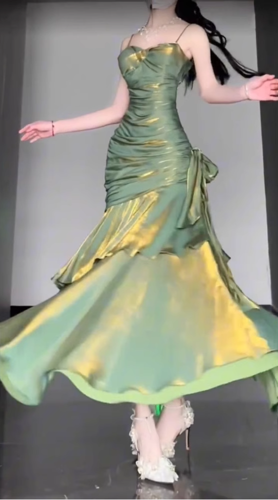 Retro Mermaid Spaghetti Straps Green Classy Prom Dress Birthday Outfits With Flower