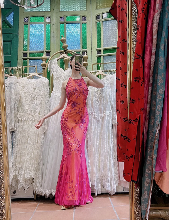 Retro Orange-Pink Mermaid Halter Neck Backless Beaded Tulle Long Classy Prom Dress
