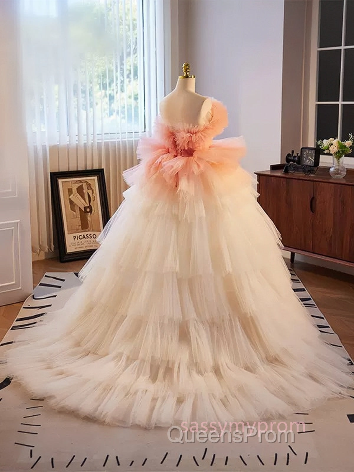 Romantic Pink Tulle Ball Gown Ombre Tiers Evening Prom Dress Secondary image