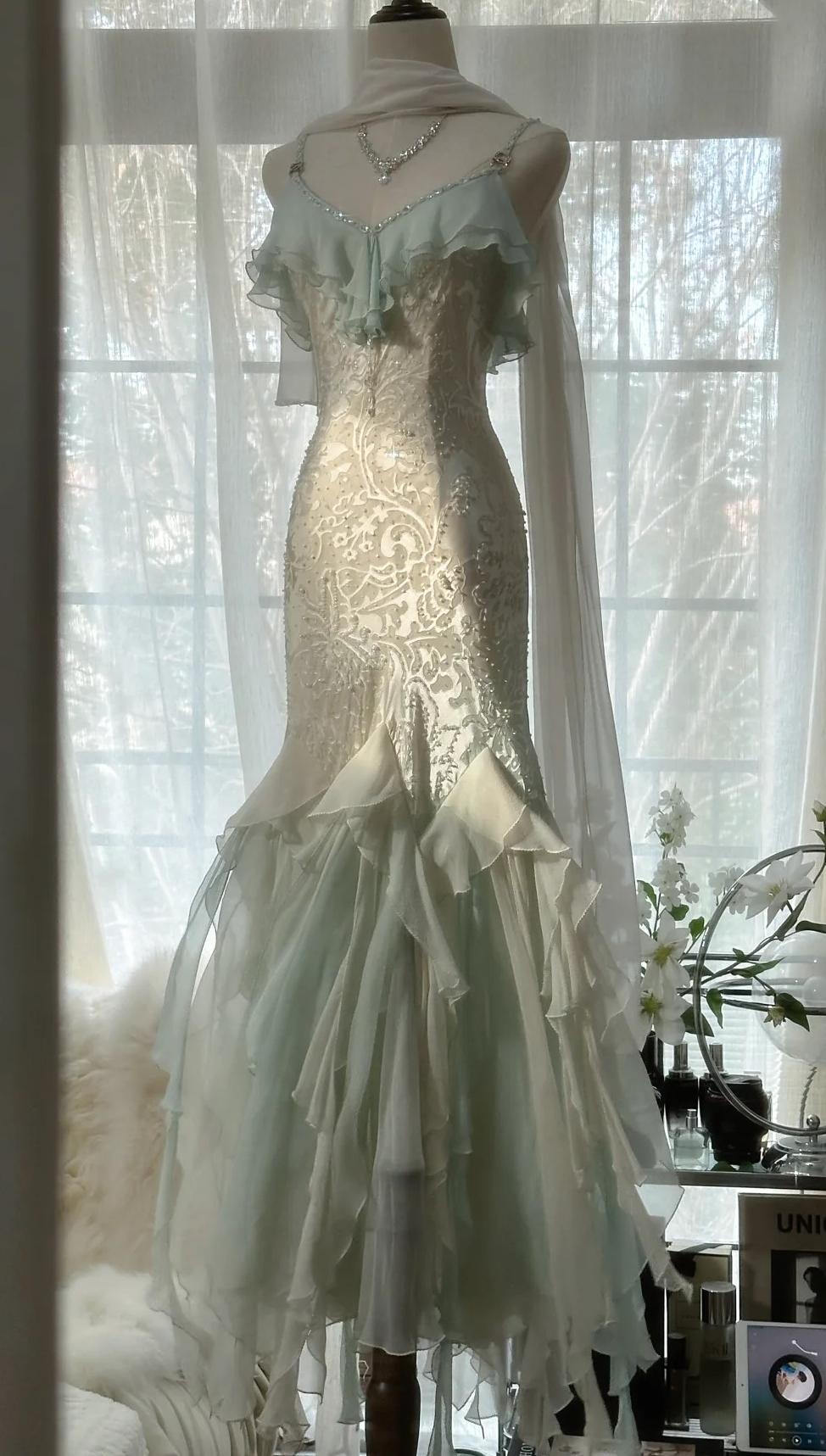 Romantic Vintage Mint Green Chiffon Mermaid Beaded Long Prom Dresses Ruffled Fairytale Birthday Dresses Secondary image