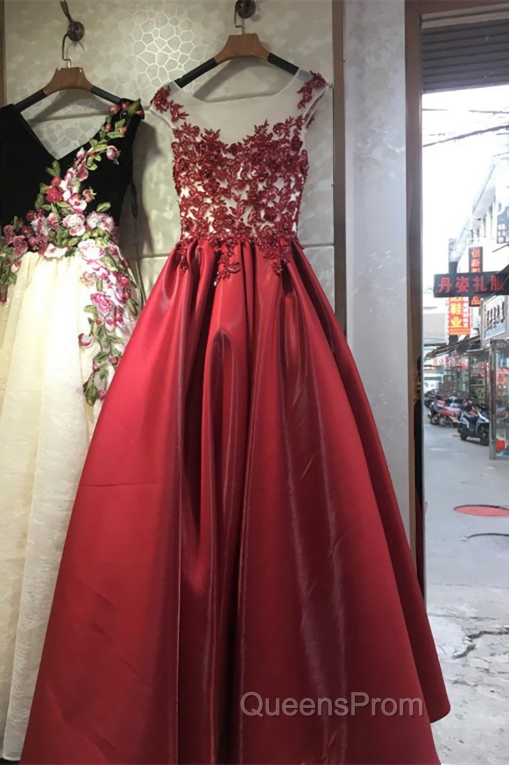 Round Neck Black Lace Floral Long Evening Prom Dress, Black Lace Formal Dress with Appliques, Black Evening Dress