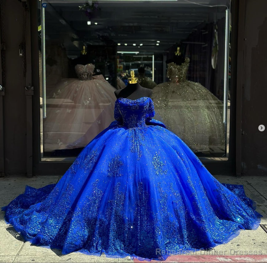 Royal Blue Ball-Gown Appliques Quinceanera Dresses with Train Main image