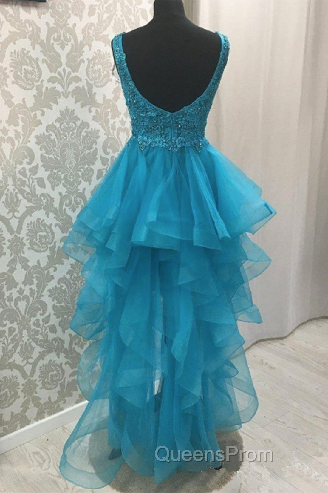 Sexy Asymmetrical V-Neck Tulle Evening Prom Dress Secondary image