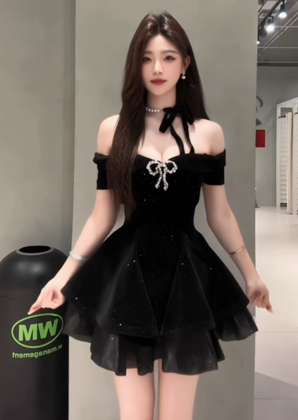 Sexy Ball Gown Off The Shoulder Black Velvet Short Formal 8Th Grade Homecoming Dresses Summer Middle School Hoco Dress 6Th Grade Graduation Outfits