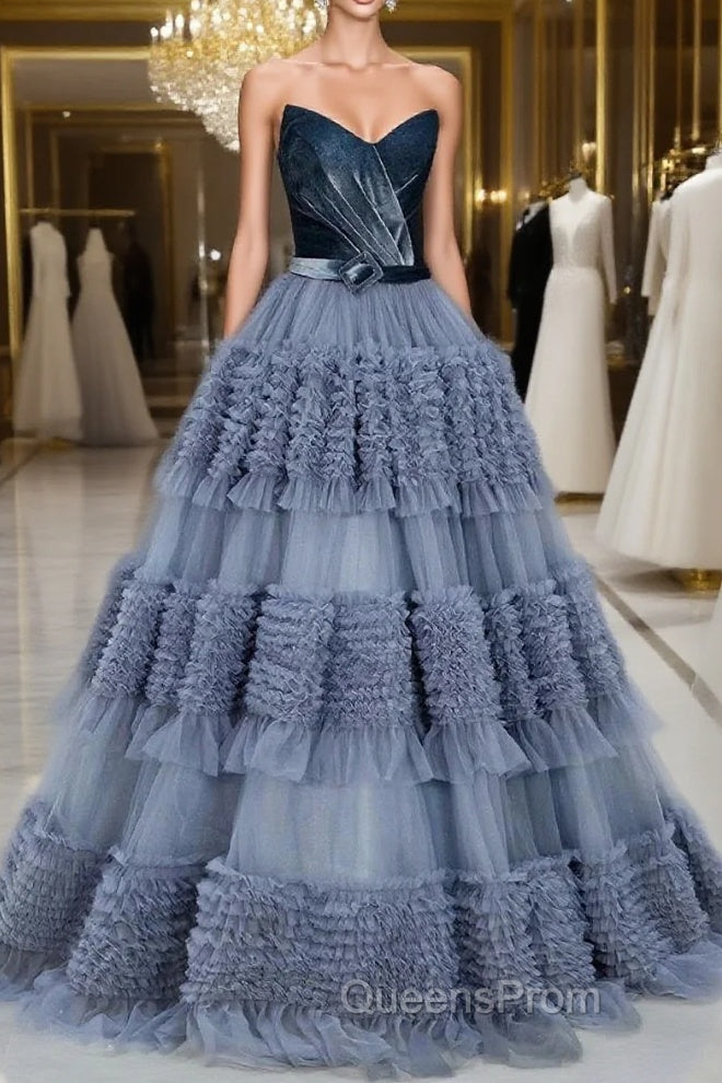 Sexy Ball Gown Sweetheart Neckline Gray Tulle Evening Dress Evening Prom Dress Main image