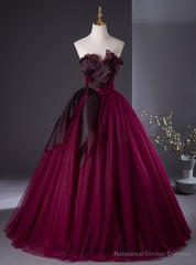 Sexy Burgundy Tulle Strapless Pleats Prom Dress