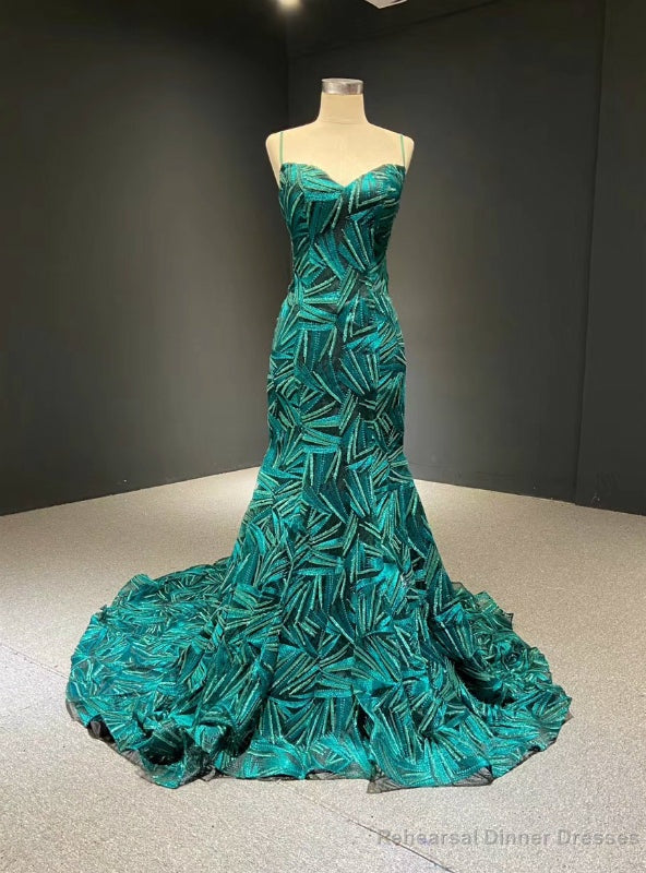Sexy Green Mermaid Seuquins Spagehtti Straps Prom Dress Main image