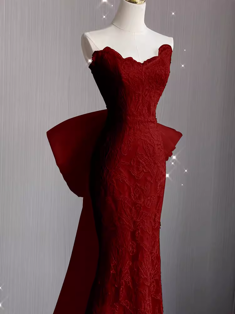 Sexy Mermaid Strapless Red Lace Long Classy Prom Dress