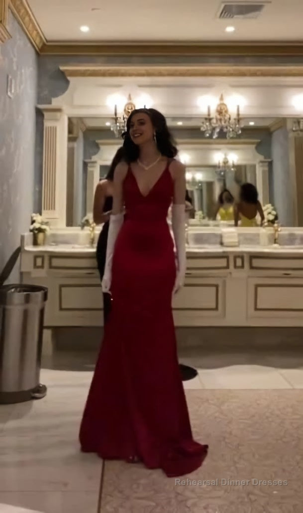 Sexy Mermaid Straps Floor Length Red Prom Dresses Secondary image