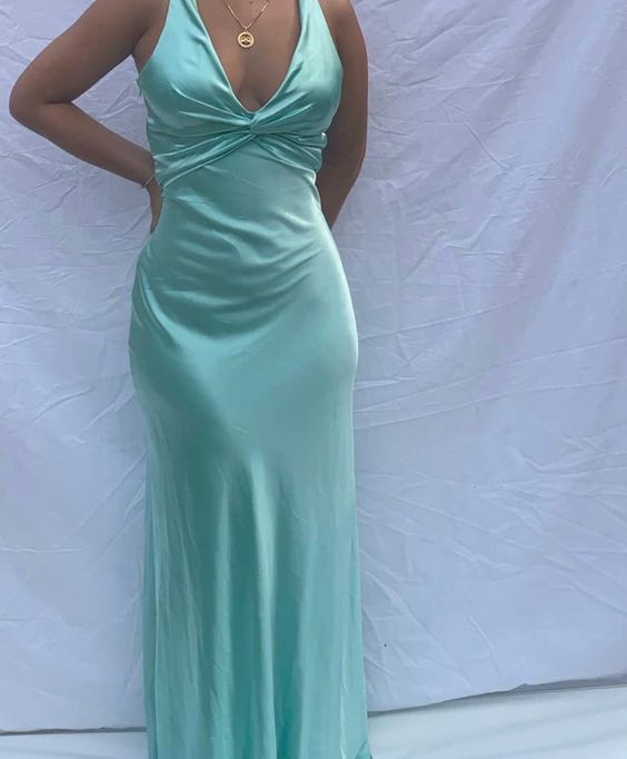 Sexy Mermaid V Neckline Long Classy Prom Dress Secondary image