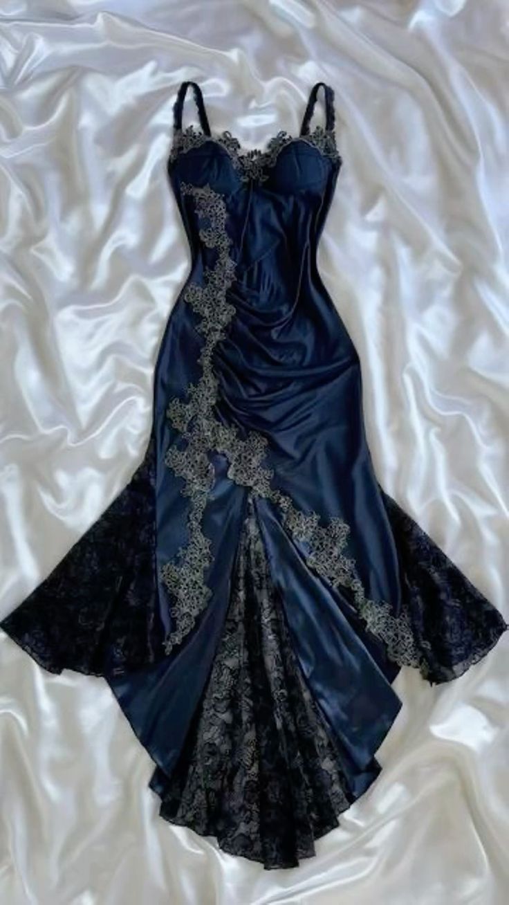 Sexy Mermaid Spaghetti Straps Lace Classy Prom Dress Party Dress