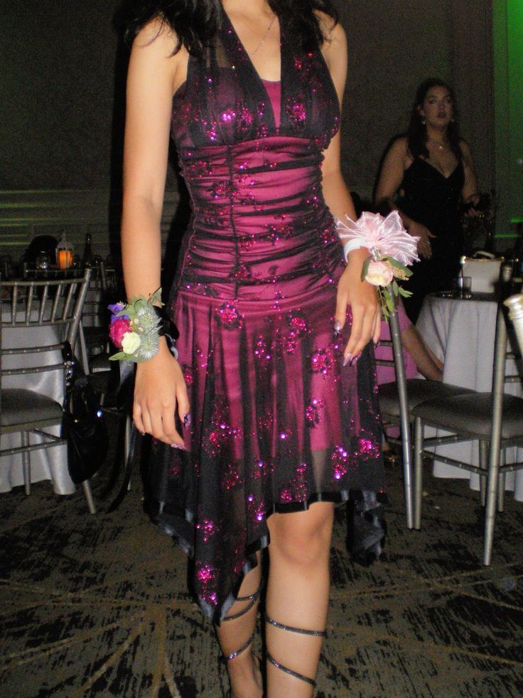 Sexy Pink Black Tulle Sequined Halter Neck Irregular 19Th Birthday Homecoming Dress Secondary image