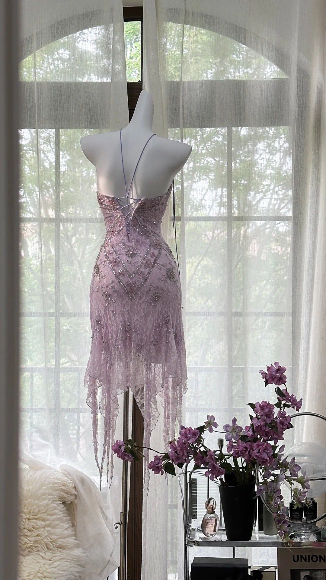 Sexy Purple Lace Tube Top Beaded Earrings Curled Skirt Classy Prom Dress