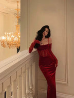 Sexy Sheath Spaghetti Straps Lace Red Velvet Long Classy Prom Dress Birthday Outfits With Gloves