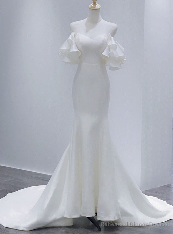 Sexy White Mermaid Satin Strapless Wedding Dress Main image
