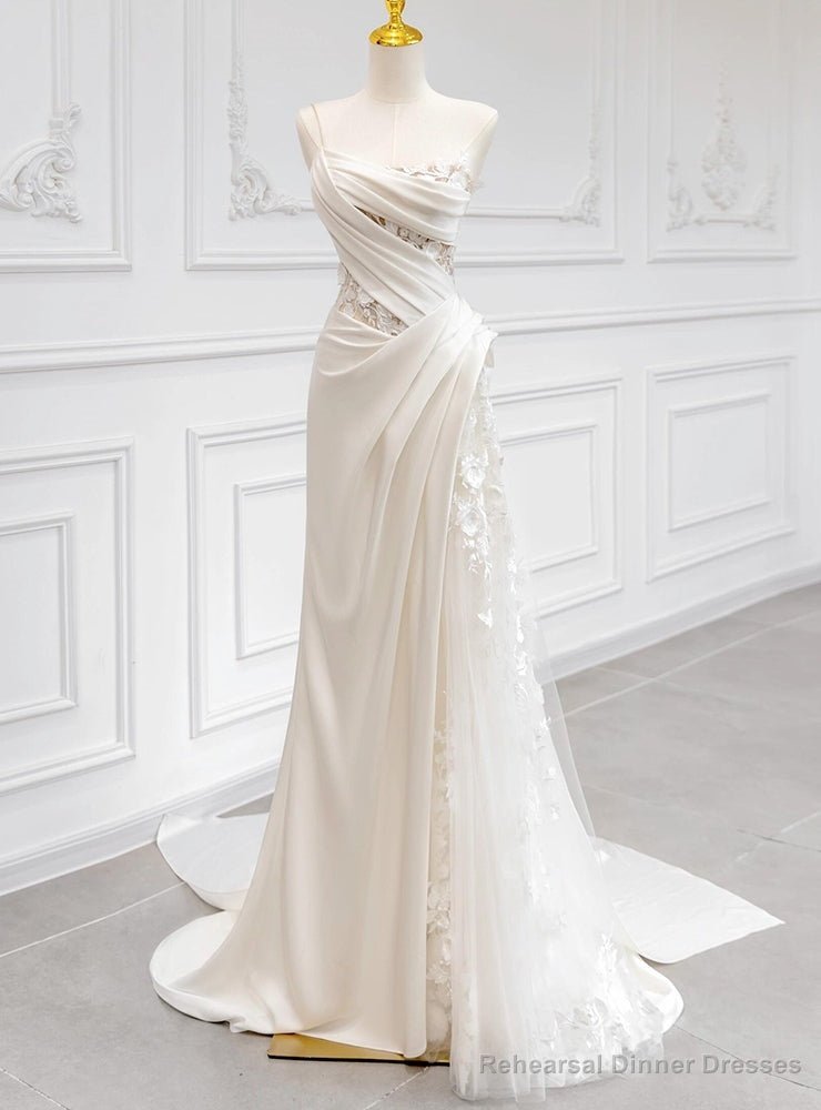 Sexy White Satin Strapless Pleats Flower Wedding Dress