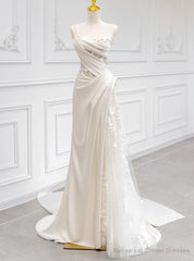 Sexy White Satin Strapless Pleats Flower Wedding Dress