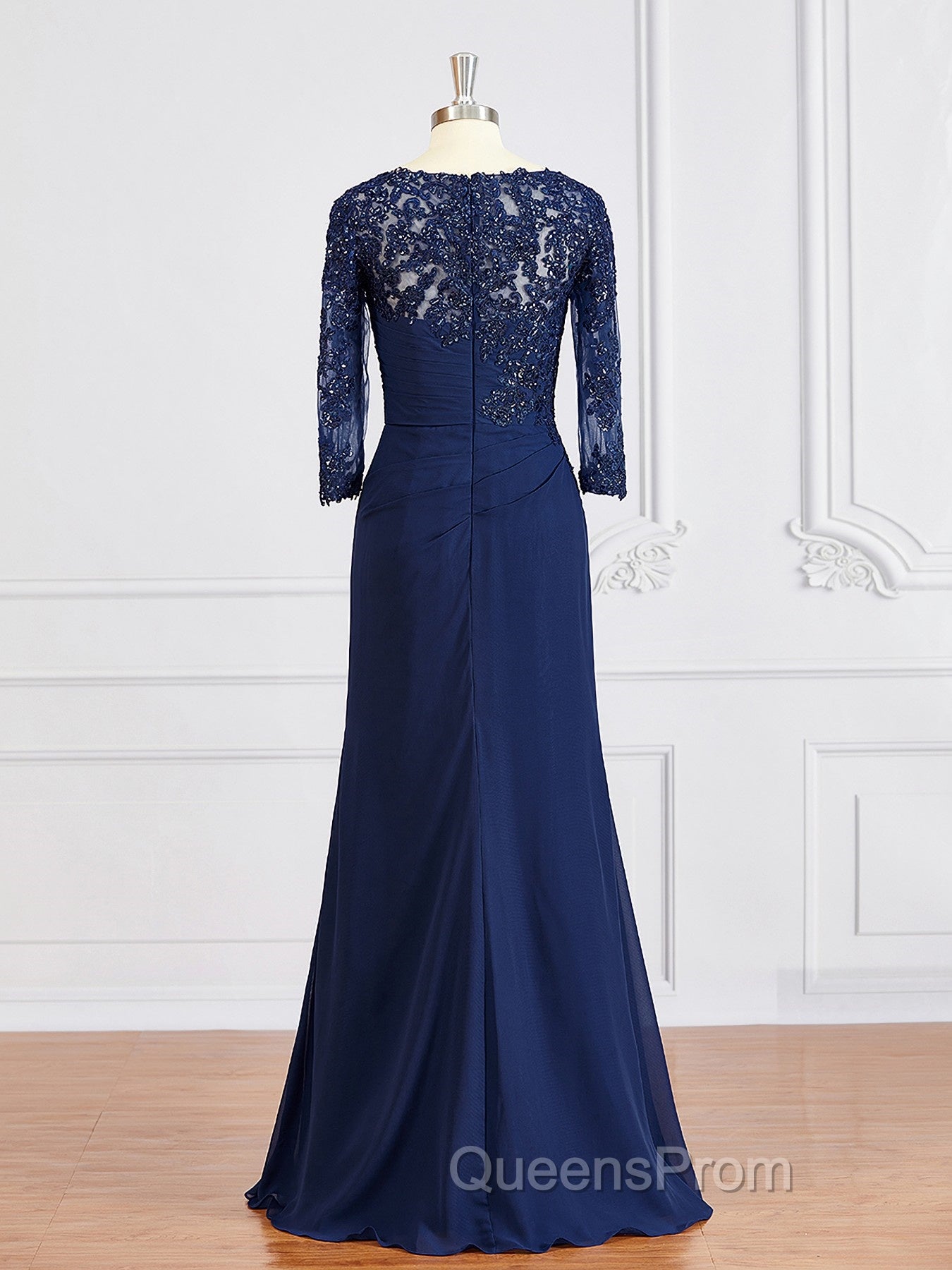 Sheath/Column Bateau Floor-Length Chiffon Mother of the Bride Dress With Appliques Lace