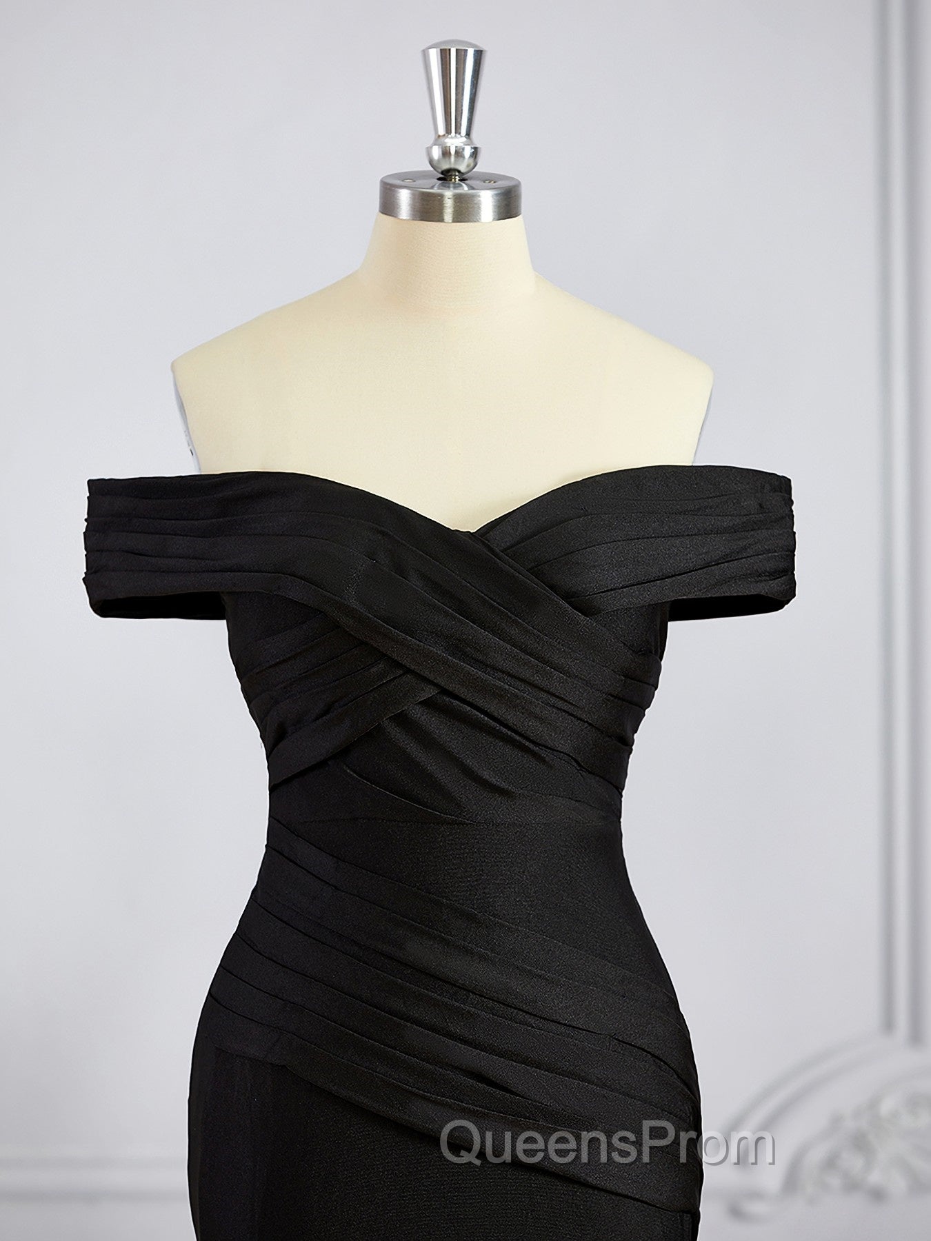 Sheath/Column Off-the-Shoulder Sweep Train Jersey Bridesmaid Dress