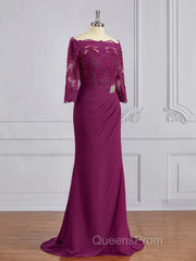 Sheath/Column Off-the-Shoulder Sweep Train Mother of the Bride Dress With Appliques Lace