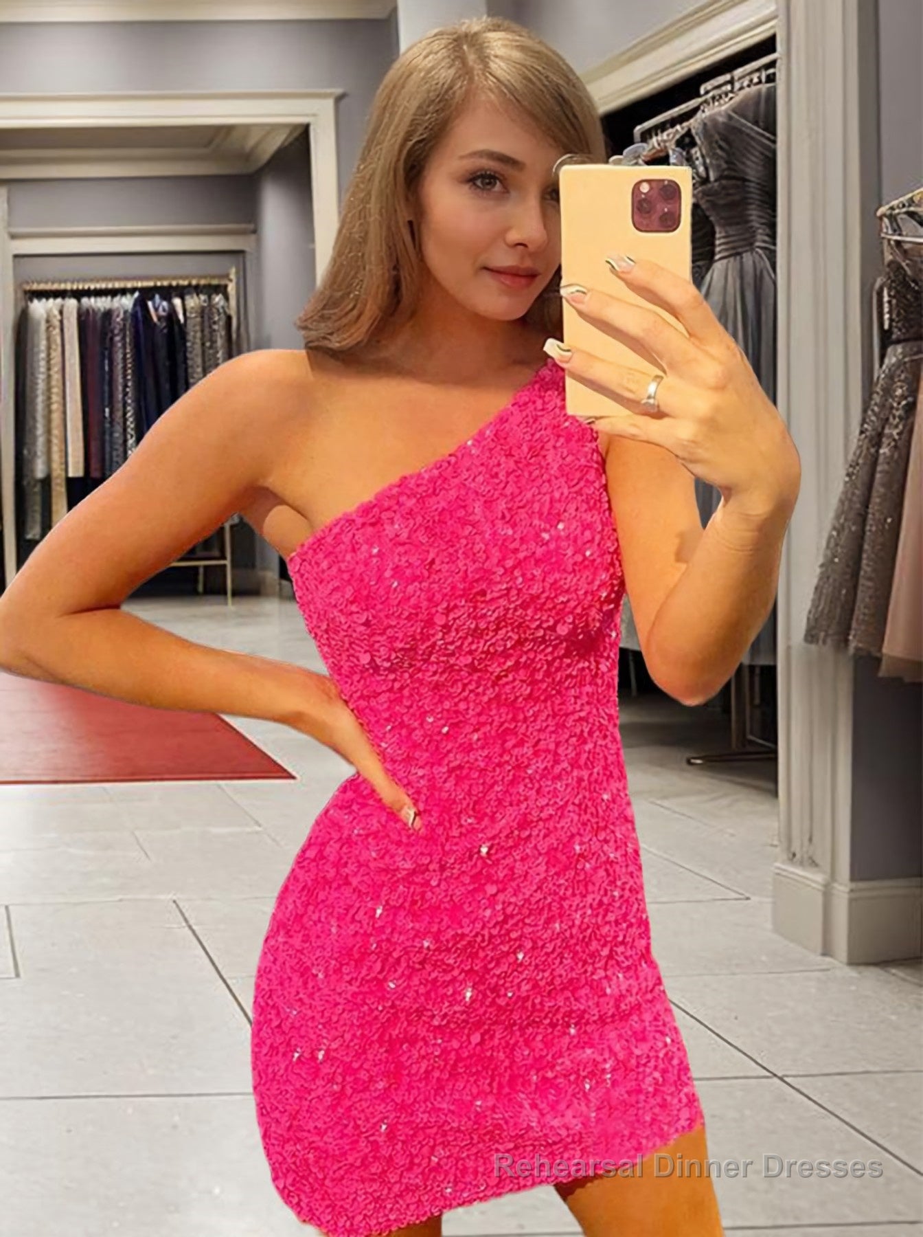 Sheath/Column One-Shoulder Short/Mini Velvet Sequins Homecoming Dresses Main image