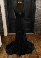 Sheath/Column Trumpet/Mermaid V Neck Sleeveless Velvet Sequins Sweep Train Prom Dresses