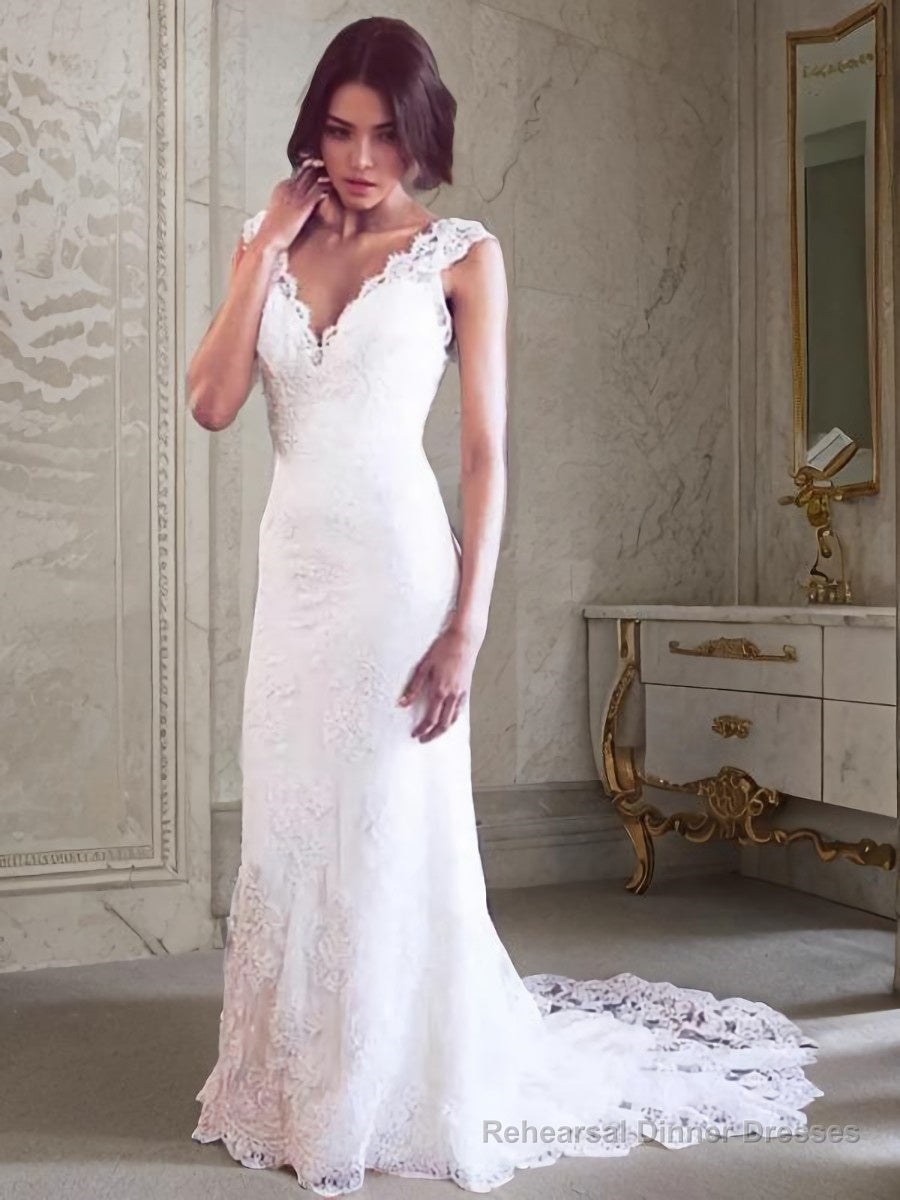Sheath/Column V-neck Court Train Tulle Wedding Dresses Main image