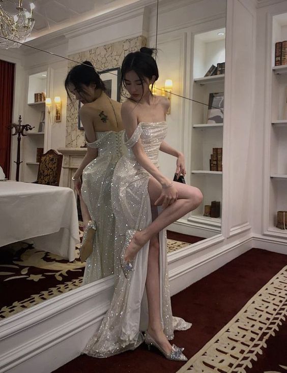 Shinny High Slit Women Classy Evening Party Classy Prom Gowns