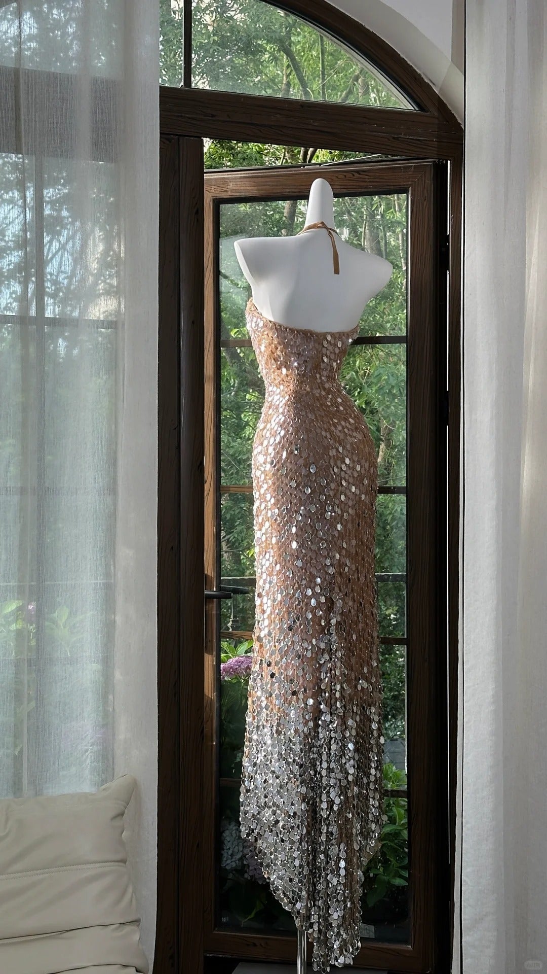 Shiny Halterneck Large Sequined Slit Mermaid Classy Prom Dress Main image