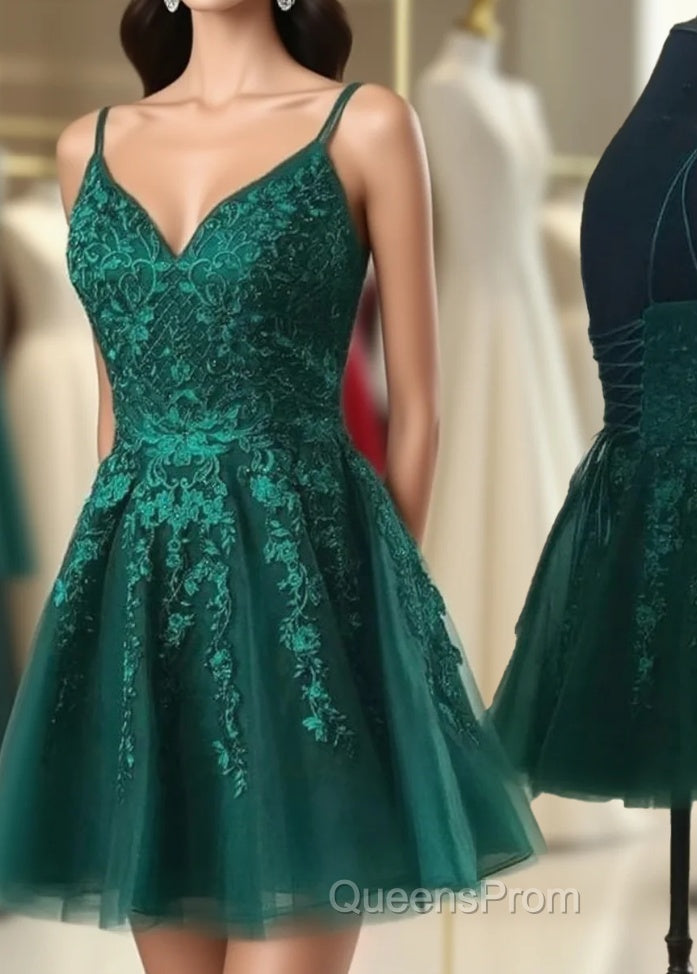 Short Lace Emerald Green Homecoming Dress Main image