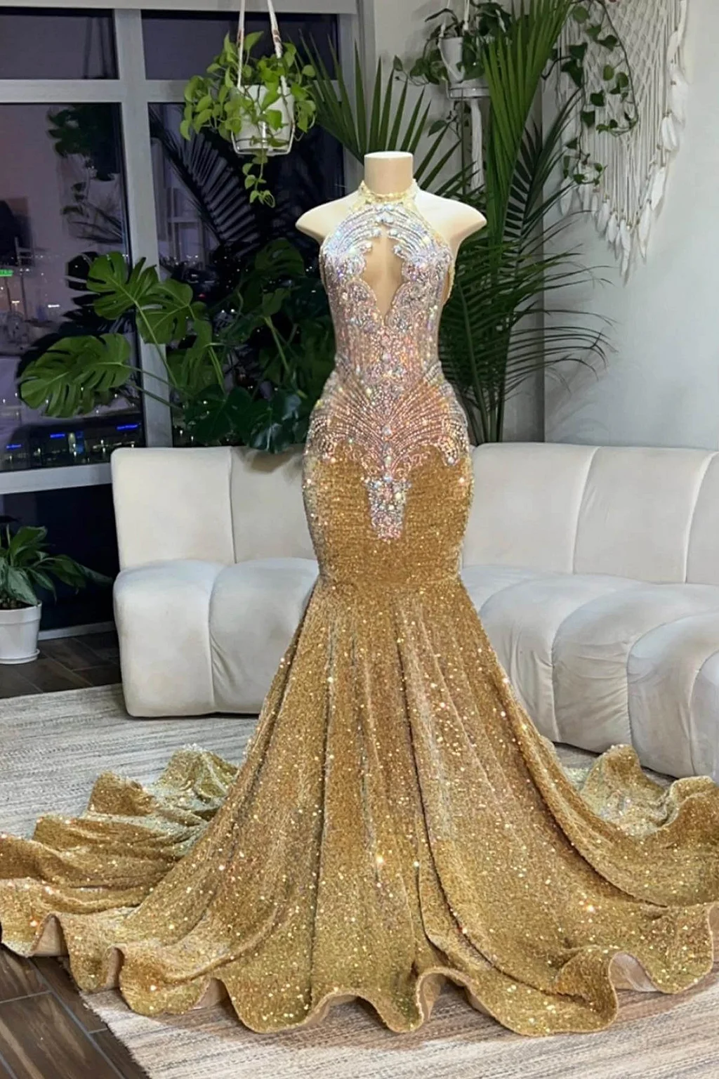 Silver Beaded Sequin Court Train Sleeveless Prom Dresses Main image