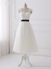 Simple Bohemian Tea Length Wedding Dresses